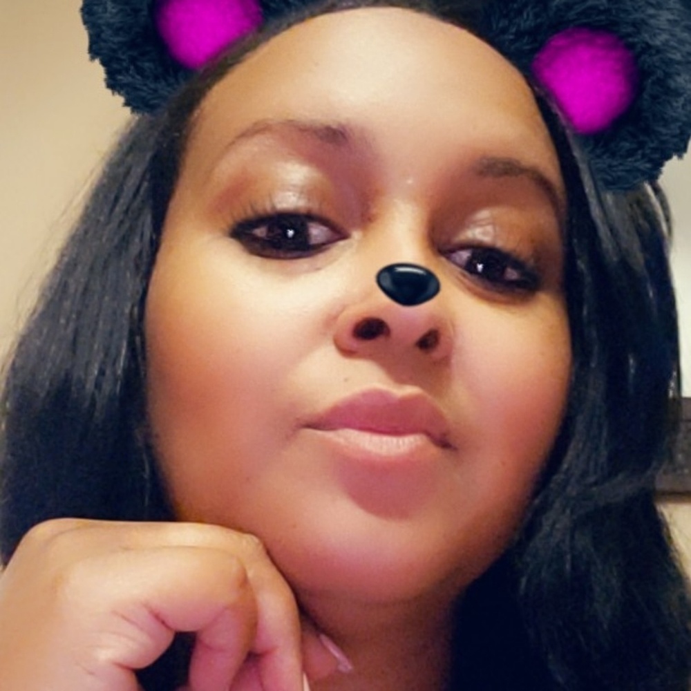 Meet your Posher, Tonya